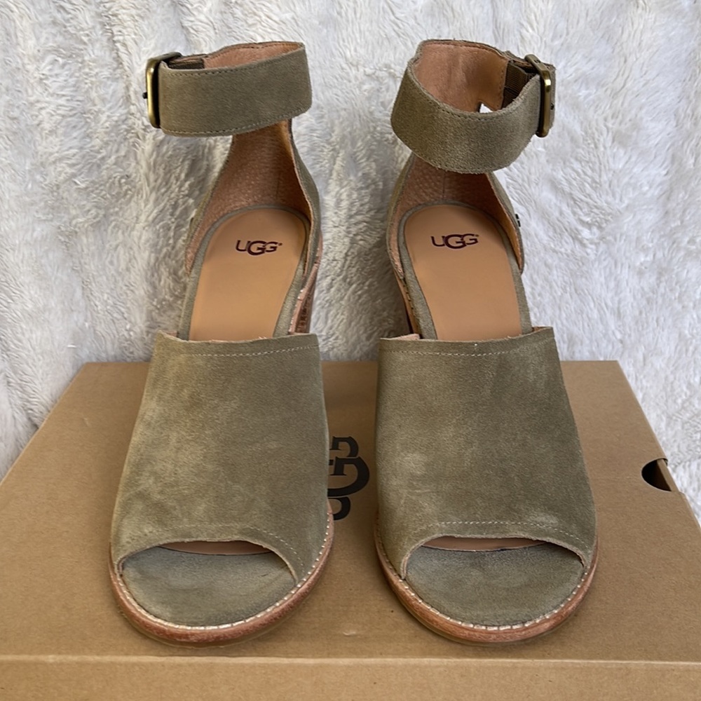 Ugg Aja Heeled Sandal View 2